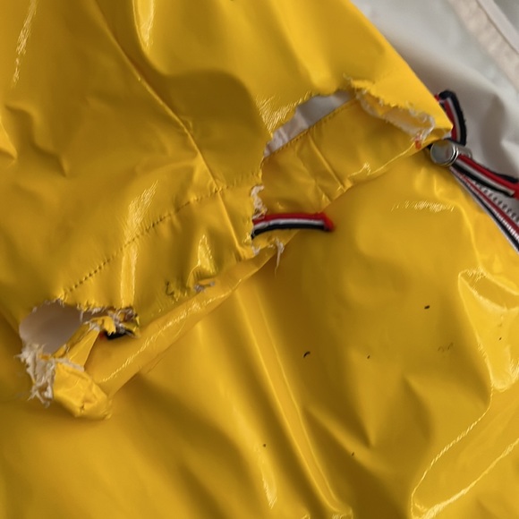 Thom Browne yellow parka - Picture 8 of 8